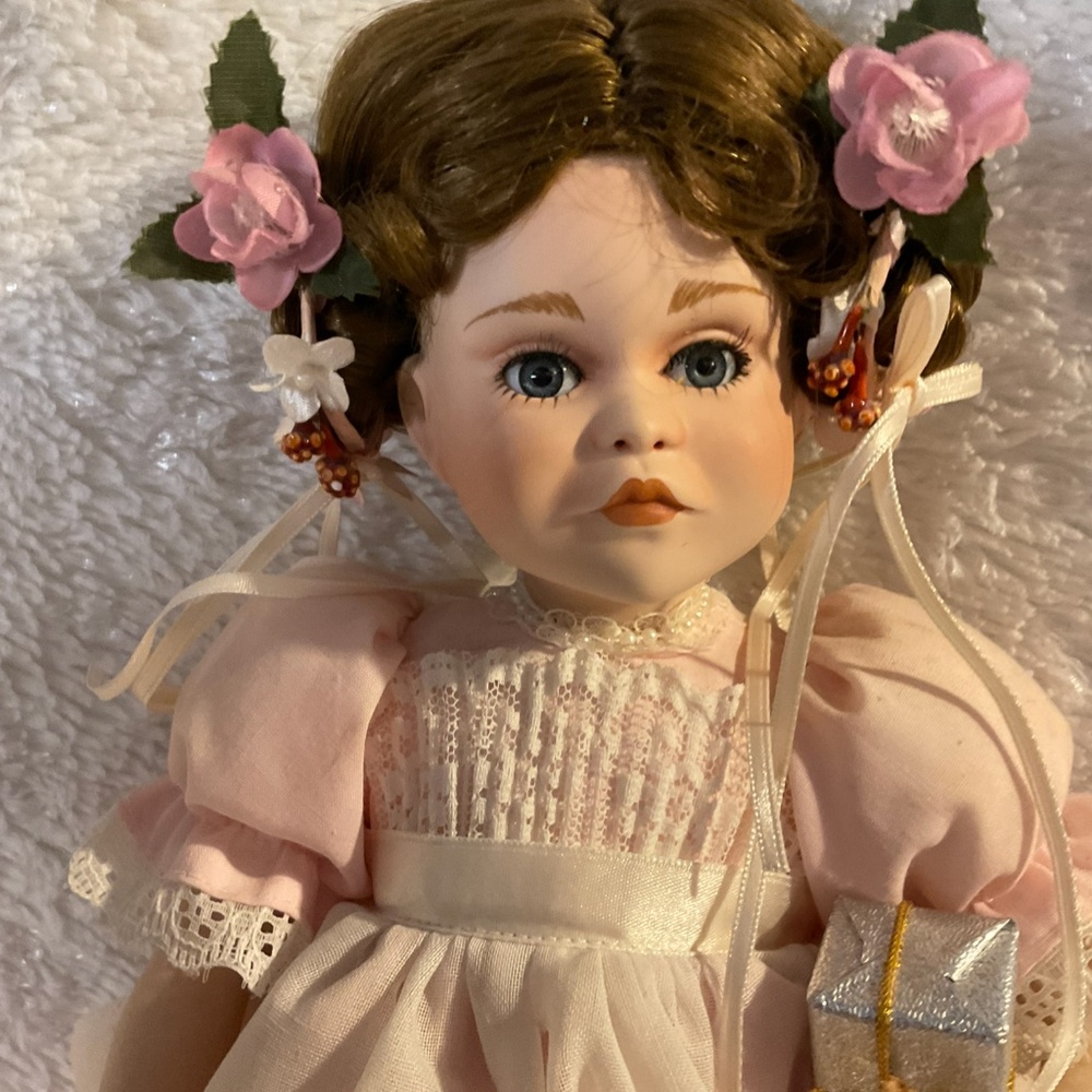 A Party for Sarah  Porcelain Doll by Patrica Rose 1991 NIB